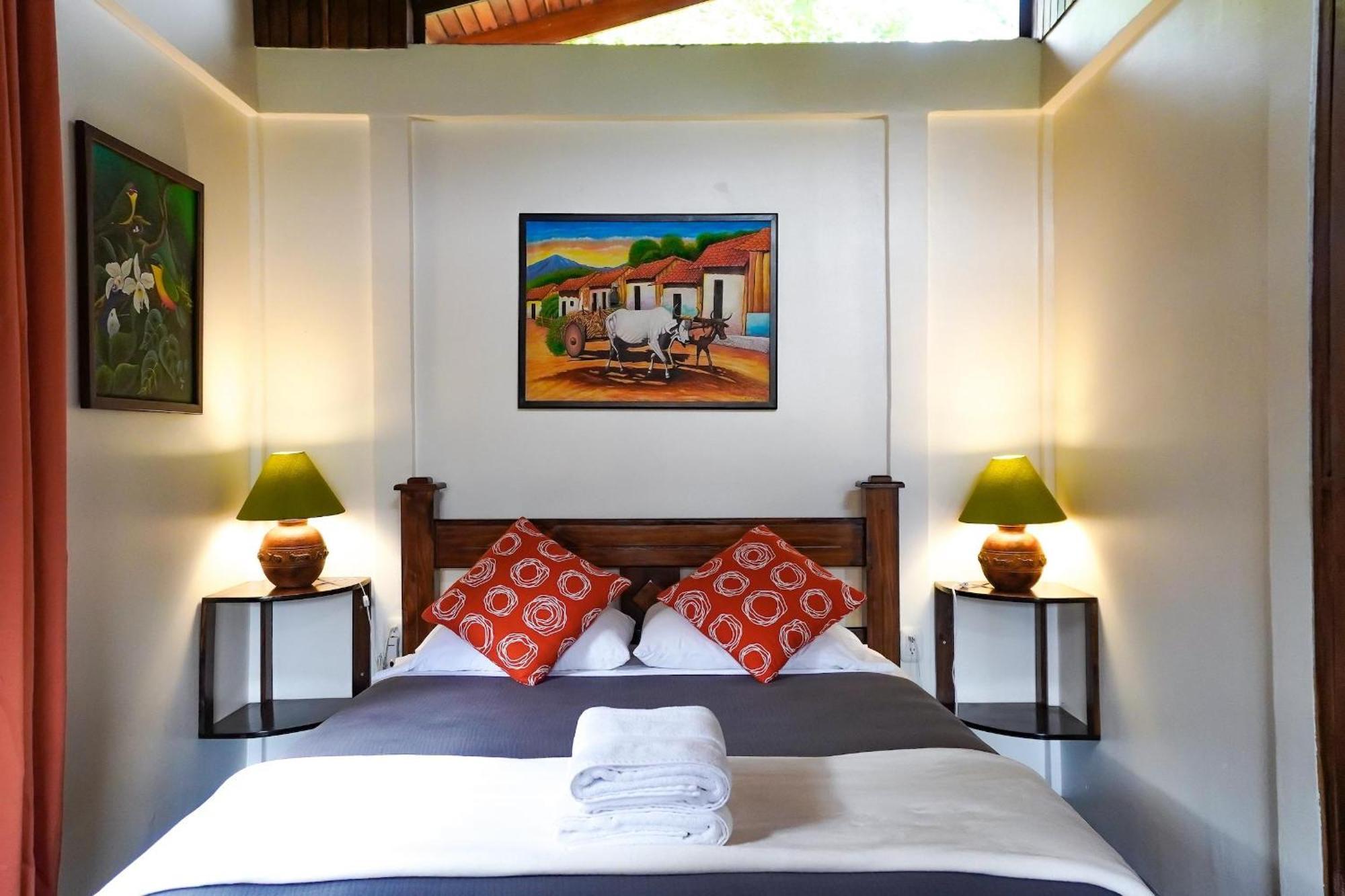 Sueno Rio Celeste Boutique B&B Bijagua Luaran gambar