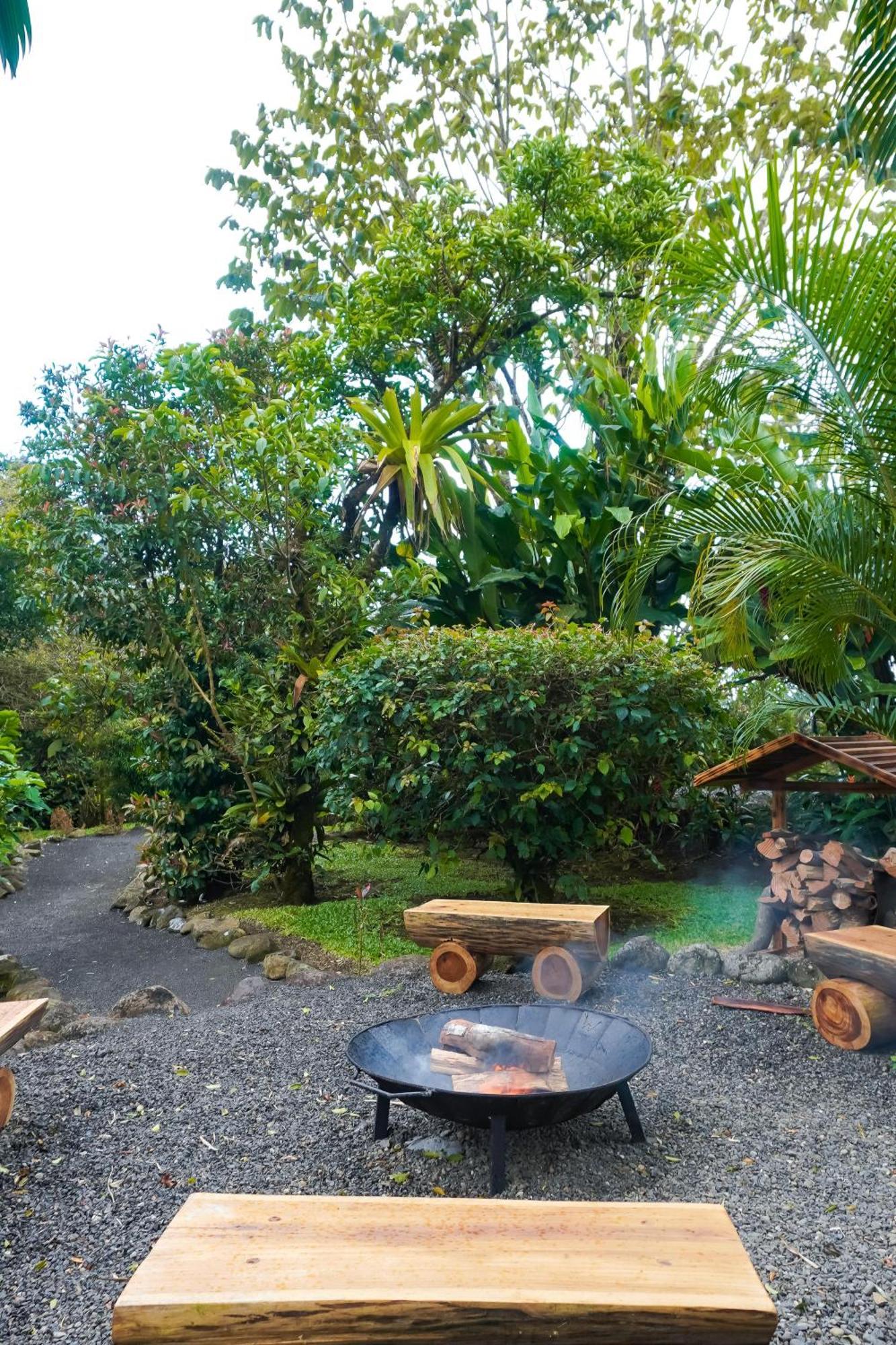 Sueno Rio Celeste Boutique B&B Bijagua Luaran gambar