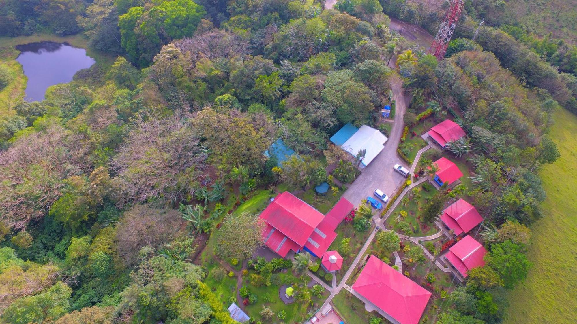 Sueno Rio Celeste Boutique B&B Bijagua Luaran gambar